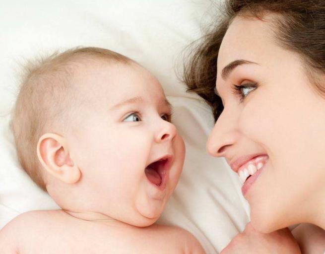 堵奶妈妈的自救指南,堵奶怎么用吸奶器快速吸出来