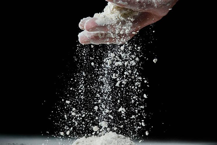 面粉不潮不生虫储存办法,受潮生虫的面粉怎么处理