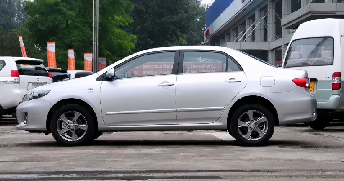 卡罗拉哪一代最经典,哪一代的卡罗拉最好看