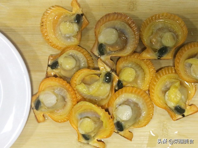 速冻的粉丝蒜蓉蒸扇贝蒸几分钟熟,蒜蓉蒸扇贝最正宗的做法视频