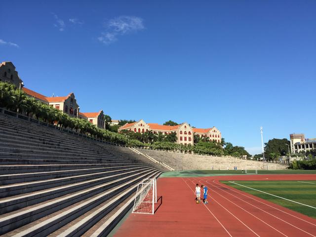 中国最美花园大学,全国十大美丽校园中国海洋大学