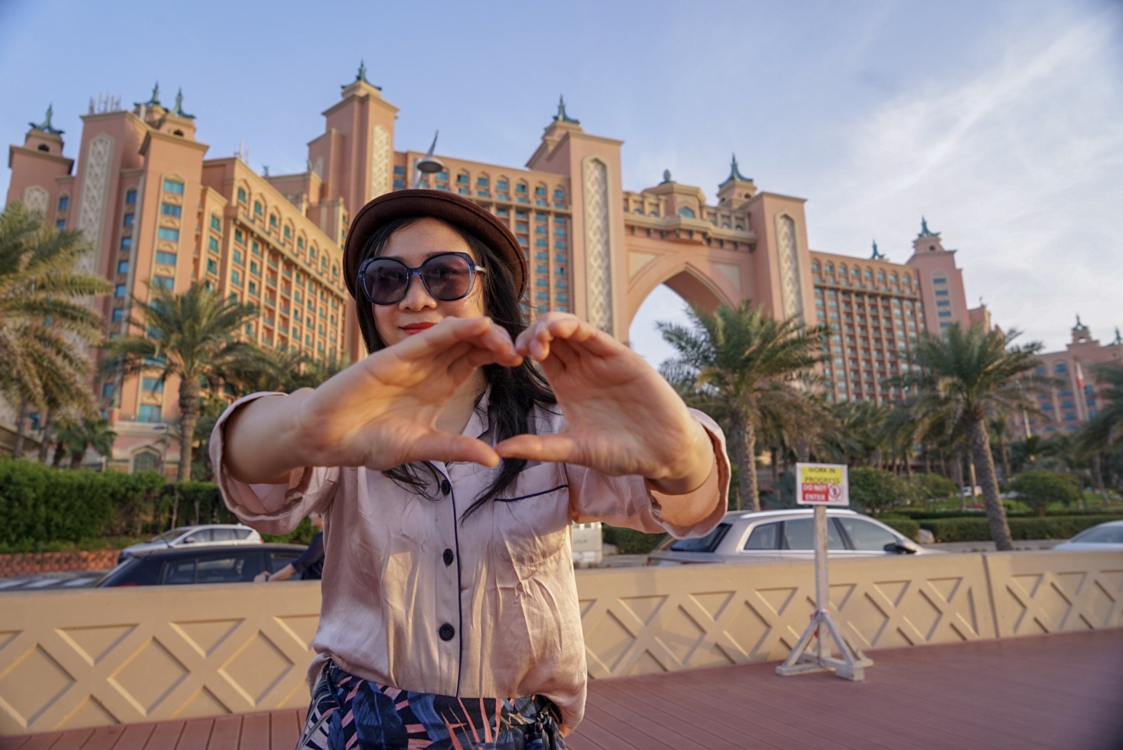 去迪拜旅游要注意哪些,迪拜旅游团不包餐吃什么