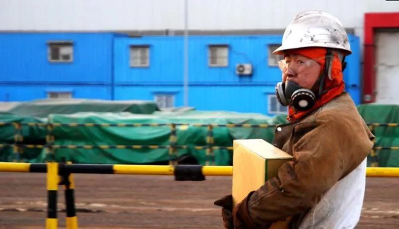 治疗电焊打眼的绝招,电焊打眼几天可以好