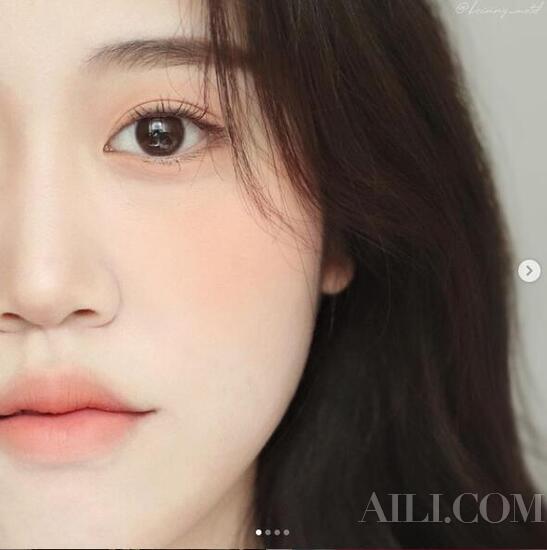 让HR眼前一亮的面试妆比精修证件照还美?