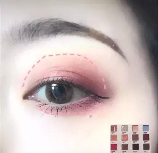 两秒钟搞定一个眼妆,手把手教气质减龄眼妆画法