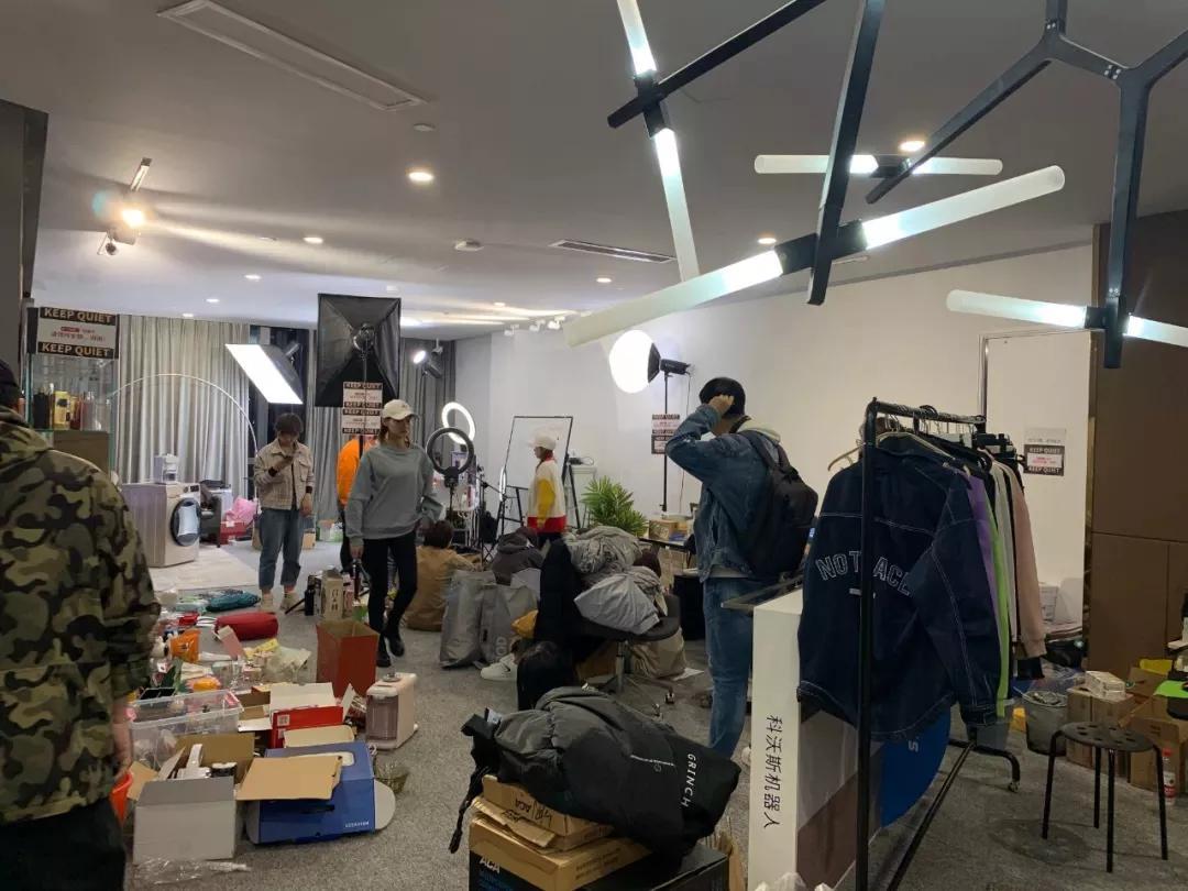 淘宝主播怎么才能赚钱呢,淘宝主播一年可以挣多少钱