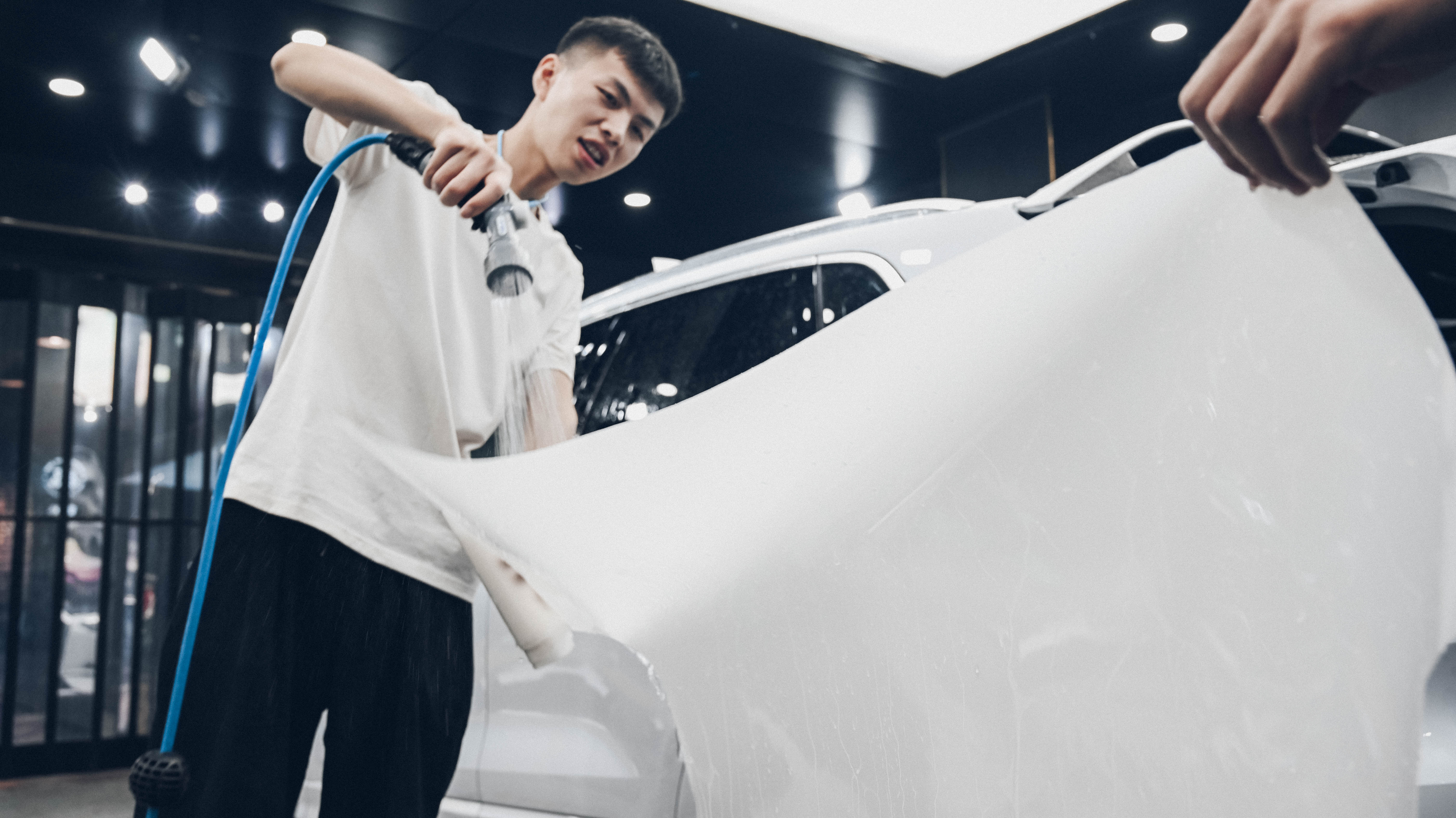 奥迪q3隐形车衣价格2014年,奥迪q3贴xpel隐形车衣多少钱