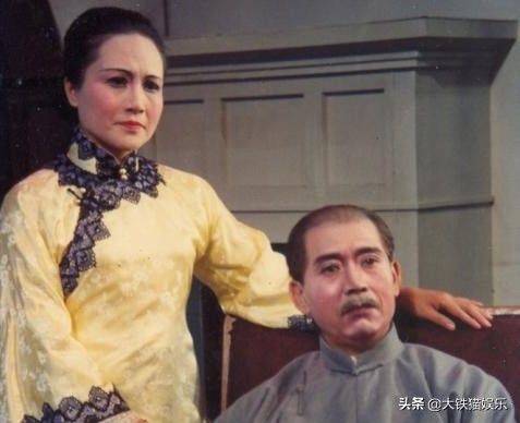 这才是倾国倾城的脸,这才是绝世美颜