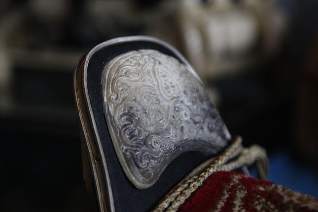 用骨头拼成的工艺品,用骨头做的蒙古艺术