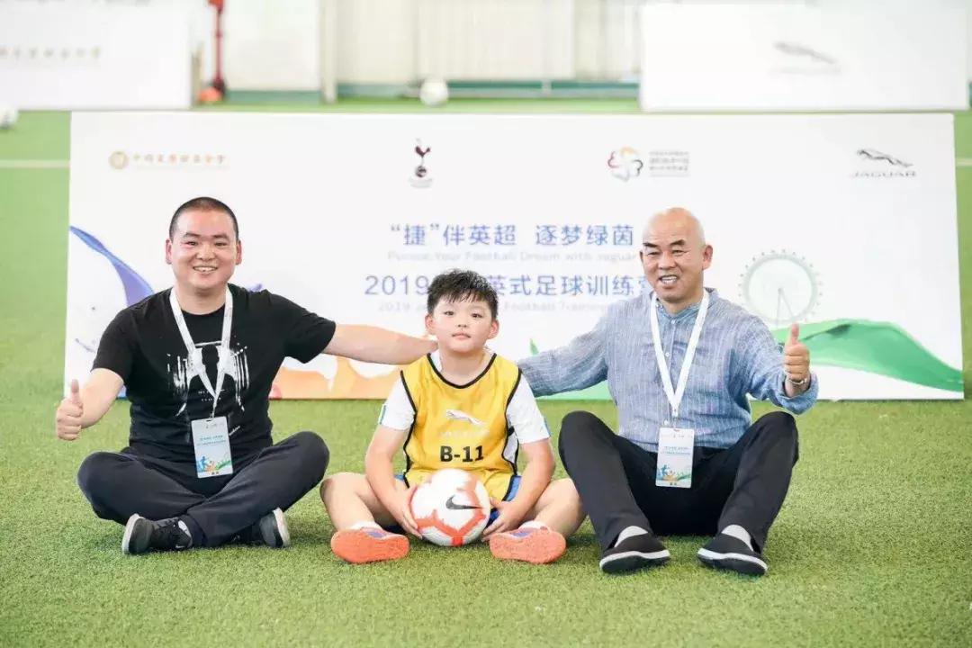 「追梦赤子心」张鑫泽:决不放弃的学霸,永不放弃的足球少年