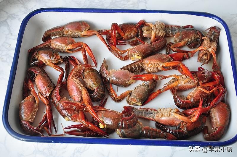 蒜蓉小龙虾不用油炸直接炒怎么做,小龙虾做法不油炸蒜蓉