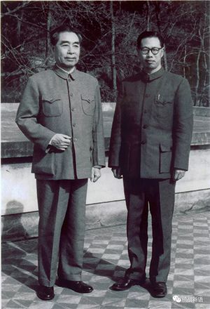 满江红和郭沫若同志全文,满江红和郭沫若同志全诗多少字