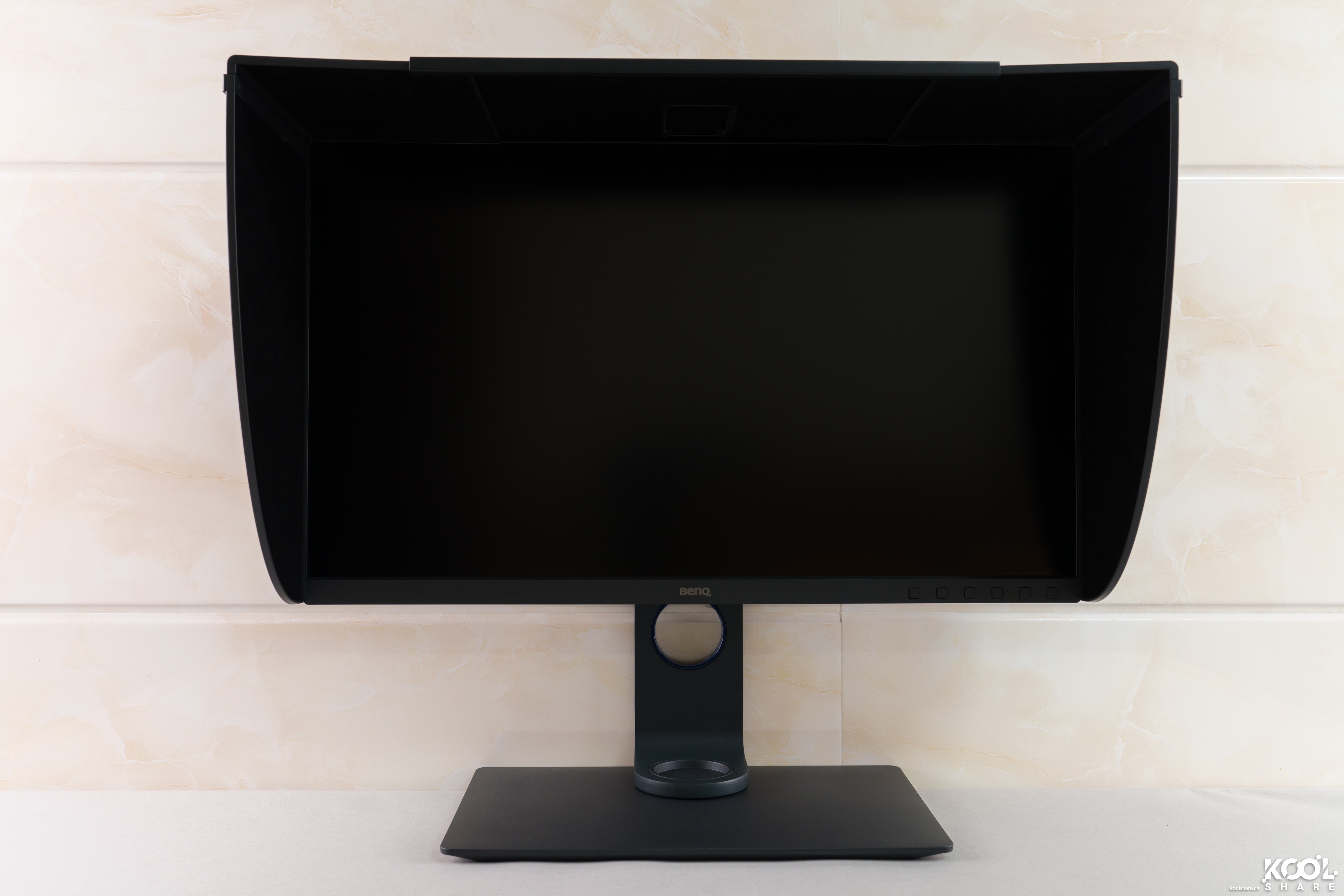 明基benqsw270c显示器,明基sw270c对比imac5k显示器