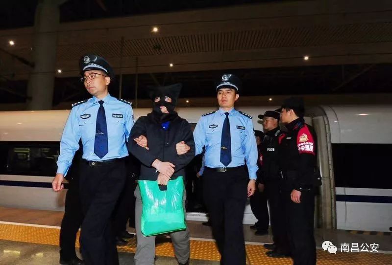 警方查获网络赌博1个亿,中国警察跨境抓捕网络赌博