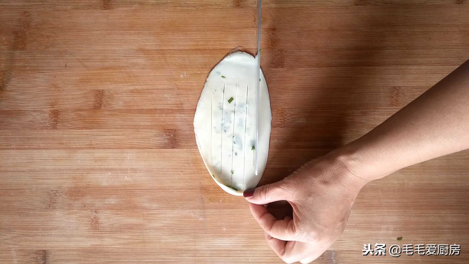 剩下的饺子皮可以怎么弄来吃,剩的饺子皮怎么弄好吃