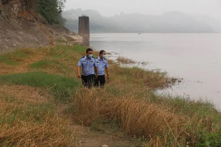 野钓知道这几点意外发生可以自救,野钓注意这些常用套路