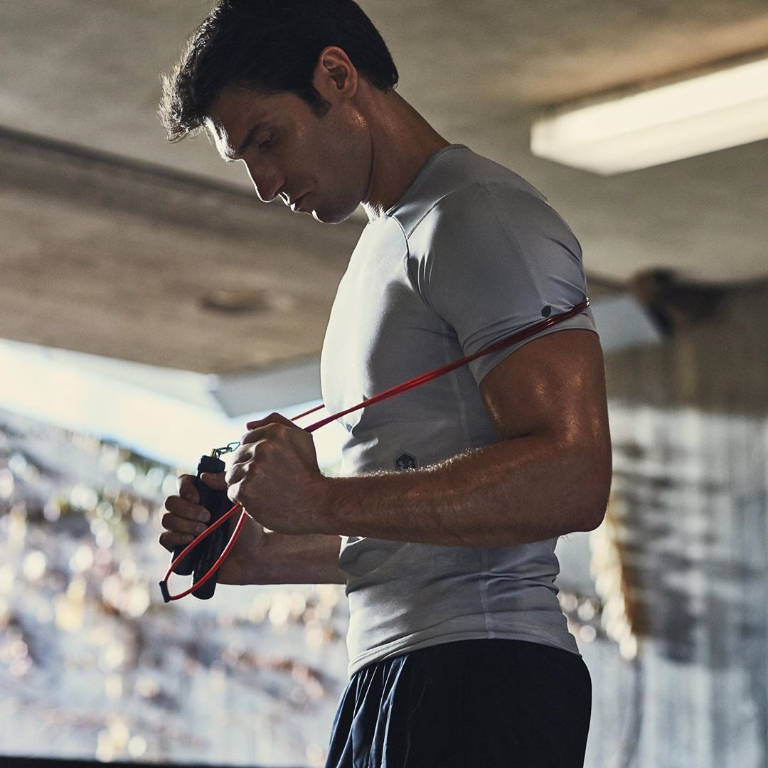 运动服怎么穿好看时尚冬天,运动服怎么穿不土