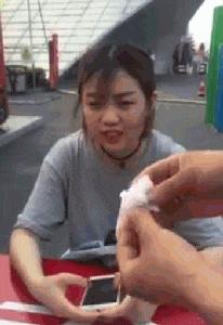 开心搞笑视频小哥哥,小哥哥搞笑视频gif