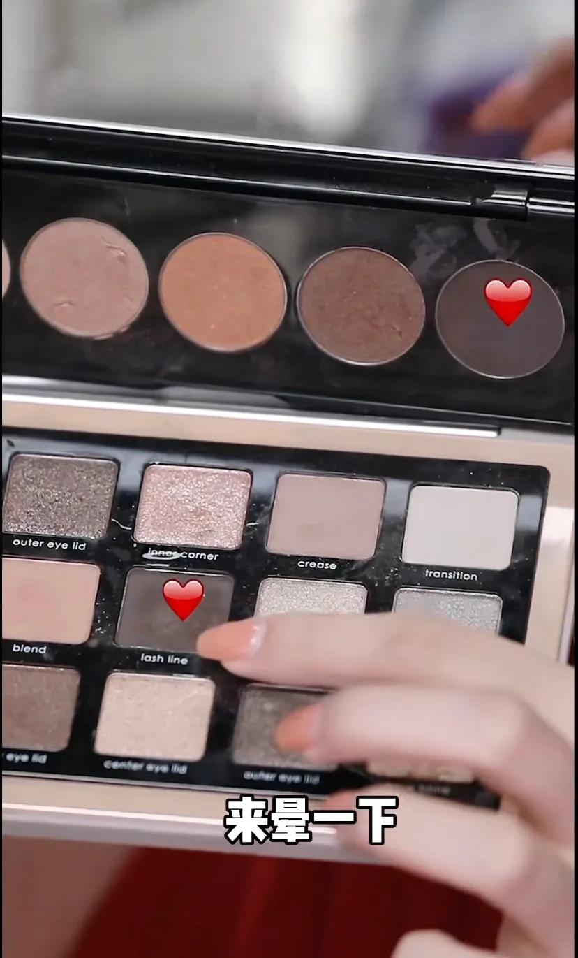 王楚然红棕烟熏妆图片,王楚然红棕烟熏妆出图