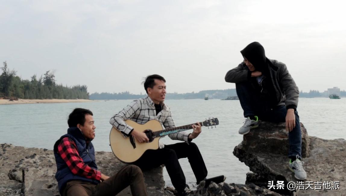 自学吉他一个月能弹成什么样,吉他到底要怎么学最快