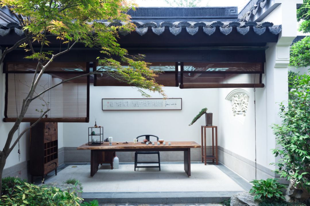 红木家具怎么摆放有高级感,48平米办公室摆放红木家具效果图