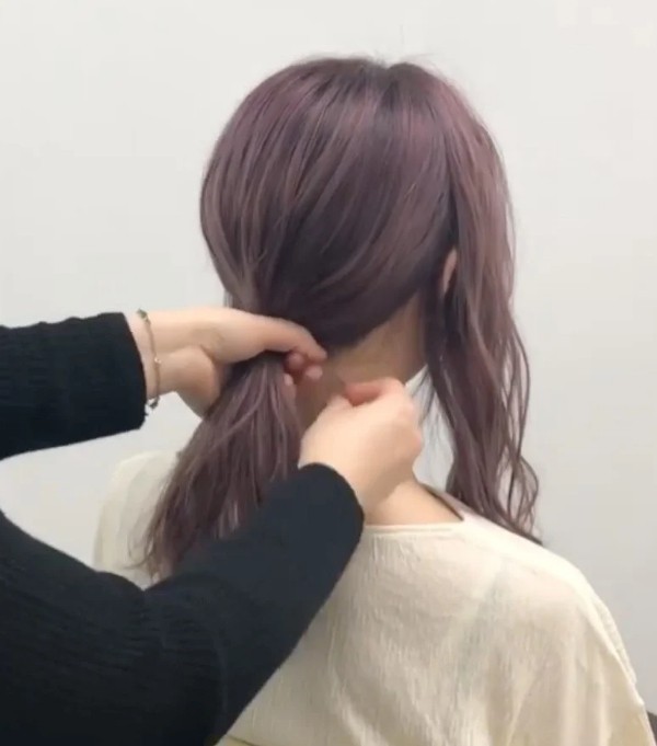 iu同款高马尾教程怎么扎,iu发型教程高马尾