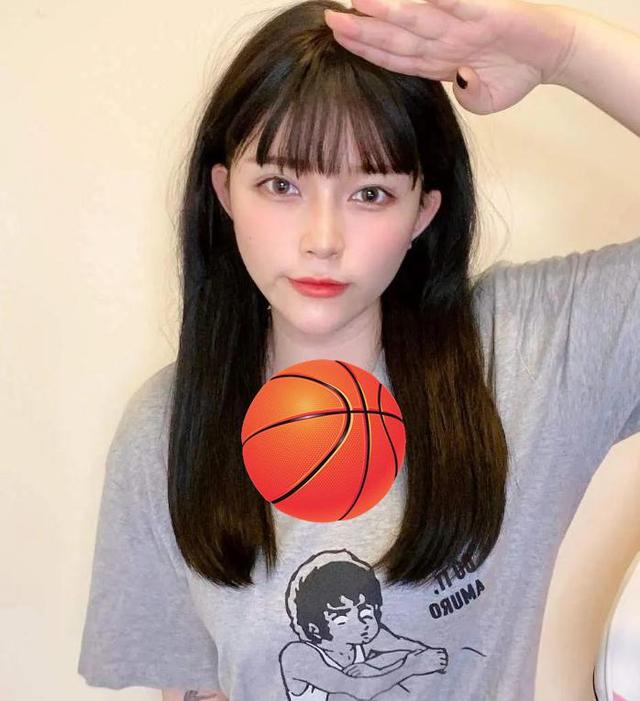 女主播最新整活出炉，PK对决只为秀下限，水友：这也能播？