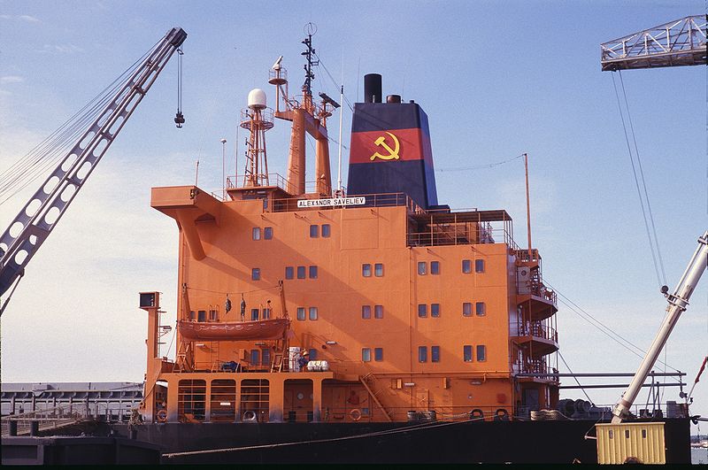 苏联卖给百事可乐的军舰,百事可乐冷战