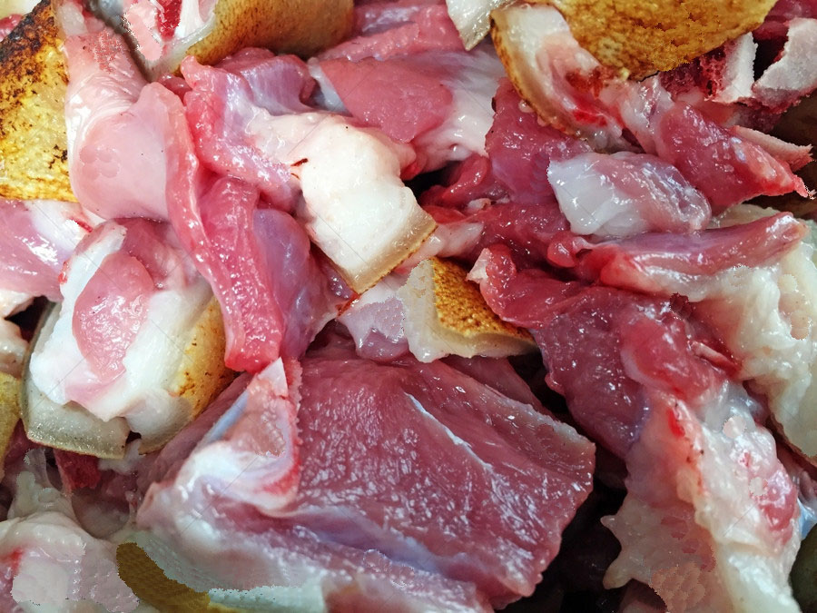 煲狗肉的做法教程,煲狗肉放什么菜最好吃