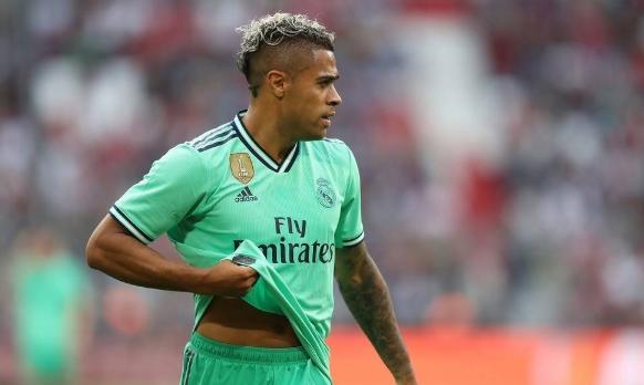 狂砸4亿!西班牙人5大引援目标曝光,胡尔克领衔,武磊恐沦为替补