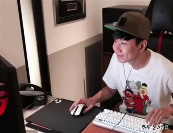 内马尔打游戏时被吓被封账号,内马尔账号steam