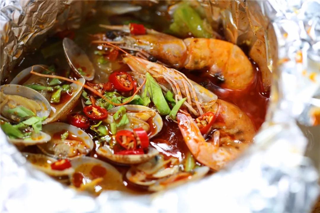 平顶山步行街新的小吃街,曝光街边小吃