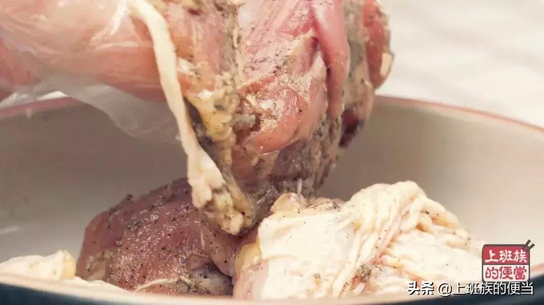 鸡腿别油炸了教你懒人做法,鸡腿别总炸着吃蒸一蒸鲜嫩