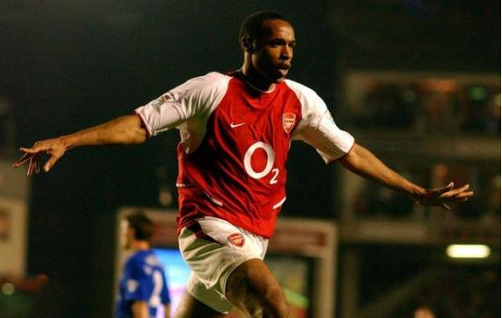 亨利创造了一个赛季不败的纪录,亨利凭何实力多次加冕欧冠冠军