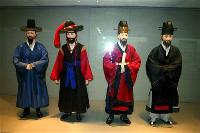 韩国的服饰为什么像明朝服饰,韩国世界历史