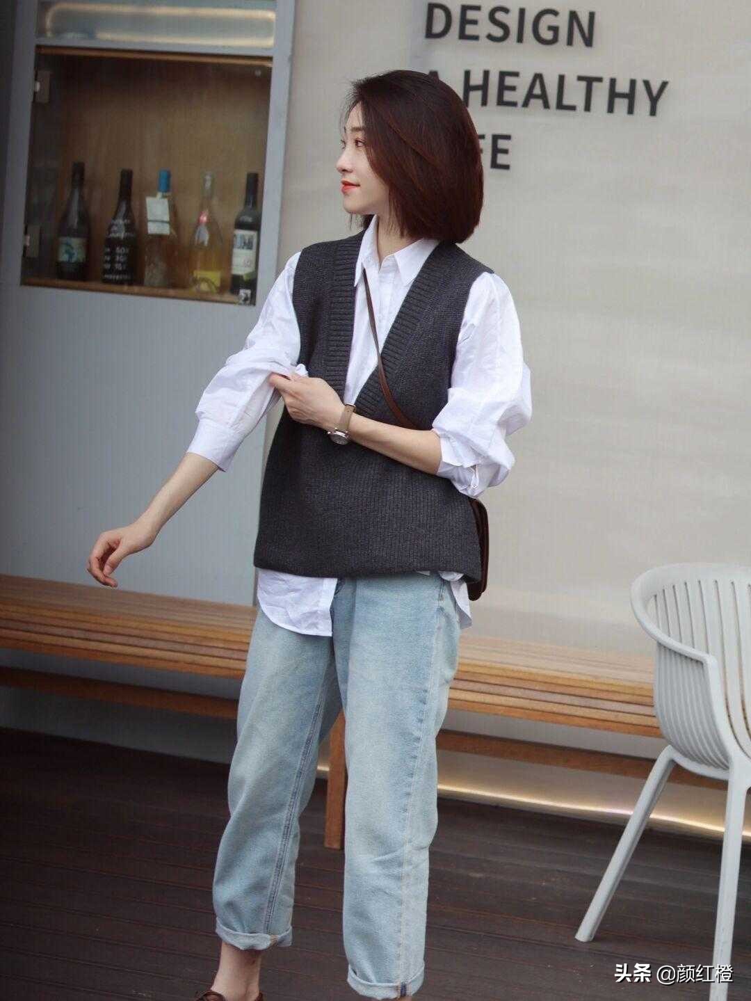 马甲的正确方法简单又好看,马甲的穿法视频教程