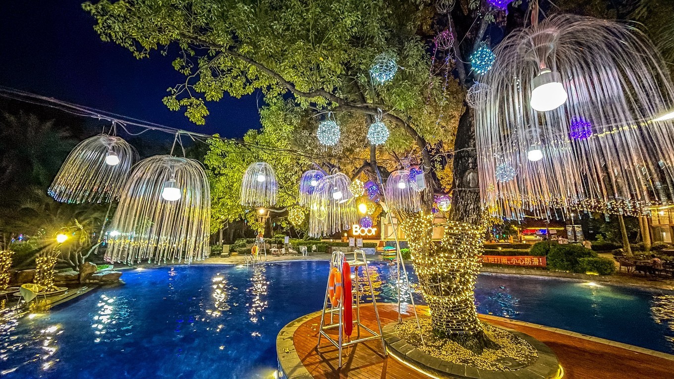 这里被称为广深后花园，每年夏天游人如织，有山有水的避暑胜地