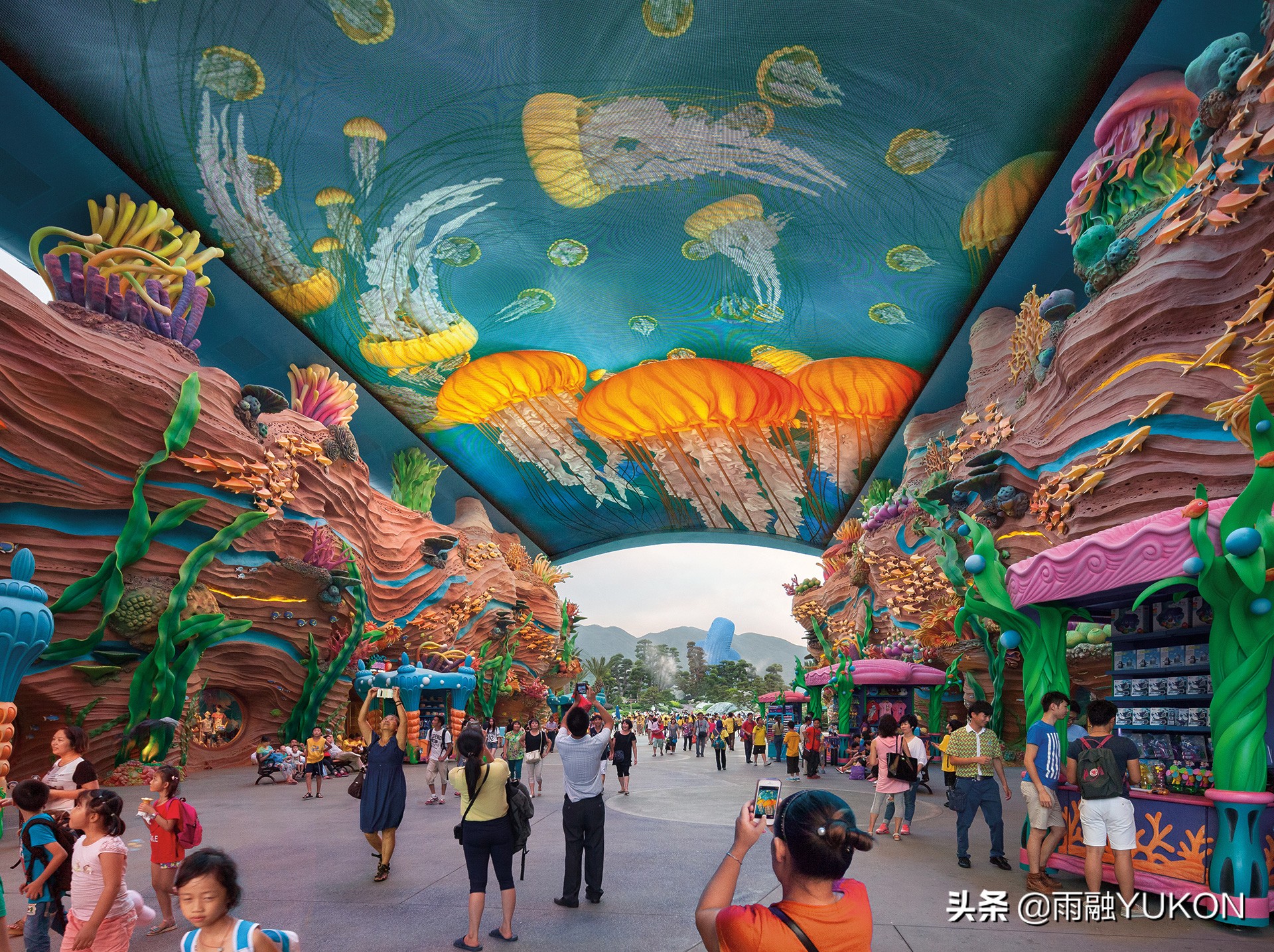 全球第一海洋公园：号称中国民族品牌第一乐园，约400元门票