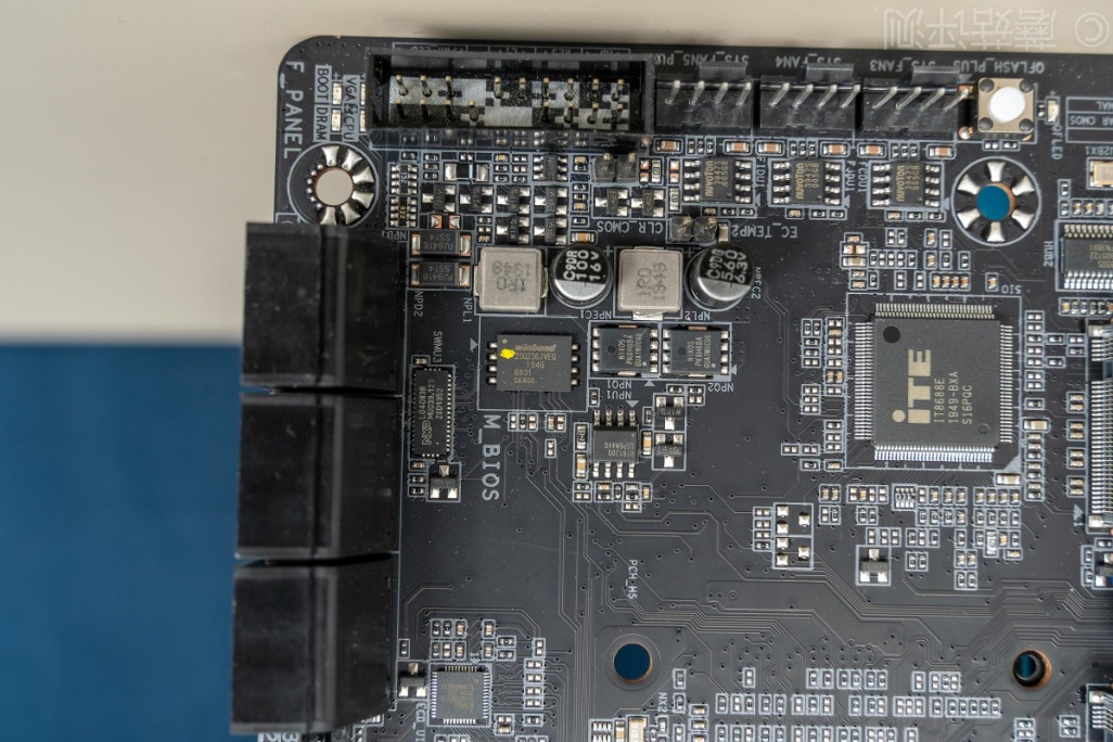 技嘉最强主板z390,技嘉主板z390aoruselite