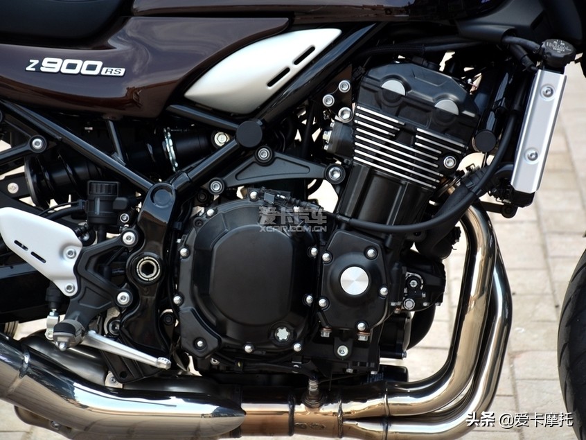 横扫赛道碎石路最值得购买的摩托之娱乐利器篇