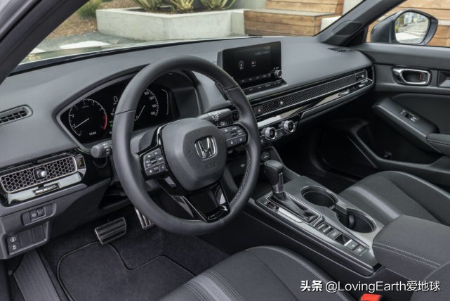 本田思域2022款还适合年轻人吗,2022年新款本田思域有什么缺点