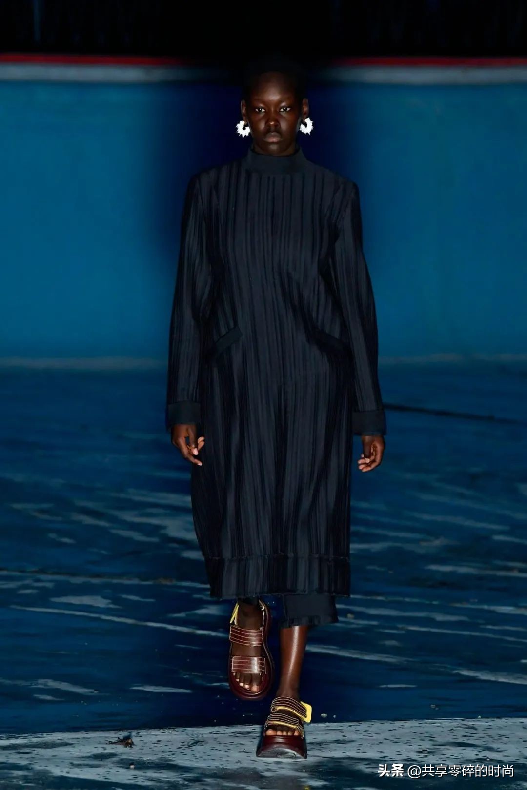 sunnee女装,米兰潮牌sunnei