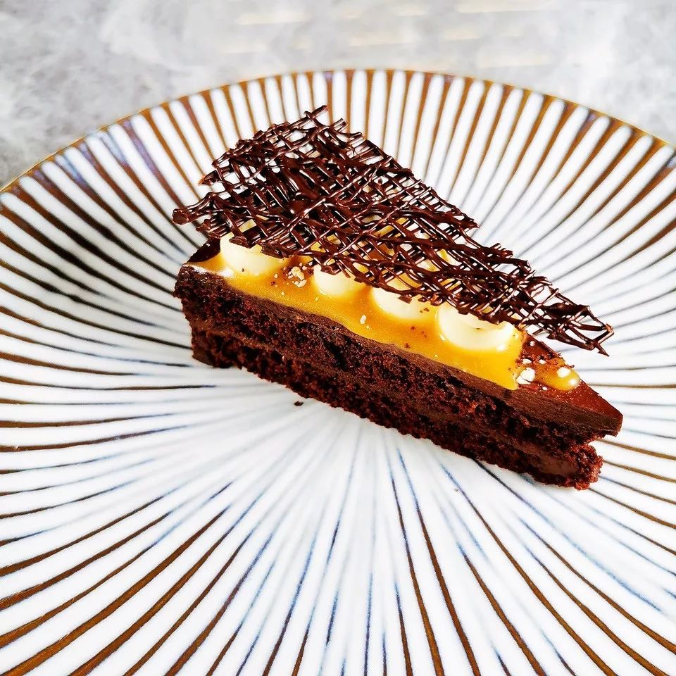 真敢玩！这次北京披萨节他们披着床单就来了