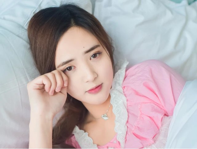 怎么追求内向的狮子座女生,如何追求内向文静的女孩