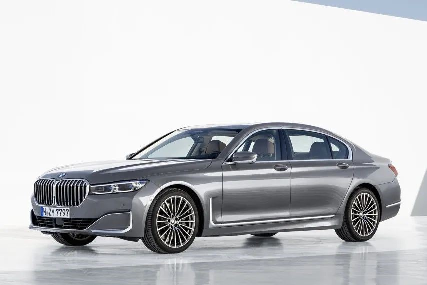 新款奥迪a8和宝马740和奔驰s对比,宝马740和奔驰s450和奥迪a8怎么选