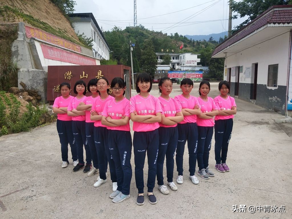 神奇的安徽“博士村”：出了29个博士54个硕士，河水自东向西“逆流”，村民盖房会请老师到场