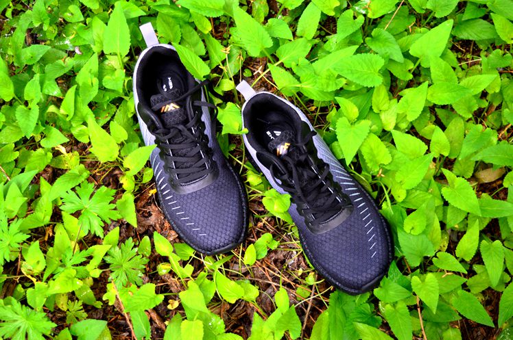 夏季运动健身跑鞋,天越清风碳板跑鞋测评