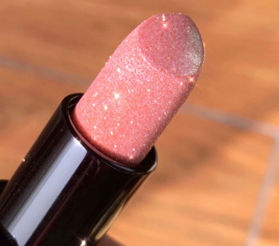 还在备战双11购物车？圣诞节彩妆限定也来抢你钱了