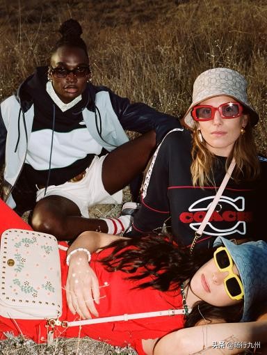 蔻驰2022早春系包,蔻驰早春新款