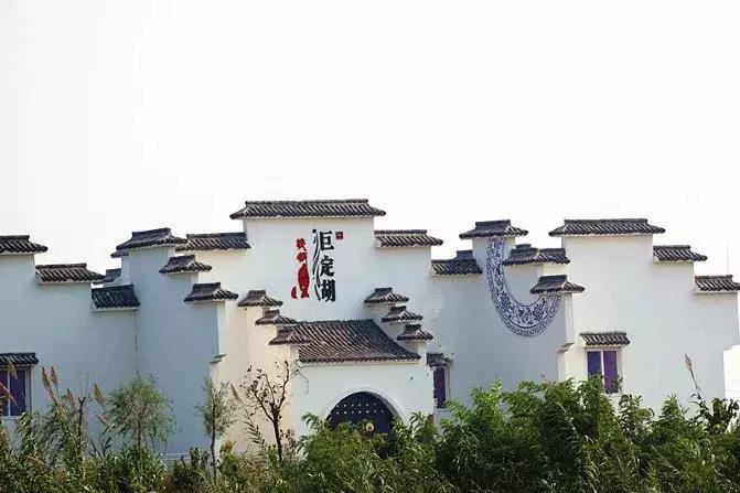 中国十大湖泊最美景点,十大风景最美的湖泊排行榜